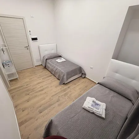Airport 2 Guest house
