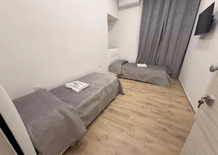 Airport 2 Guest house